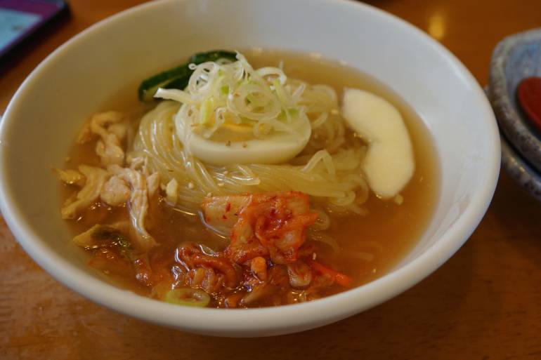 Special Morioka cold ramen noodles.