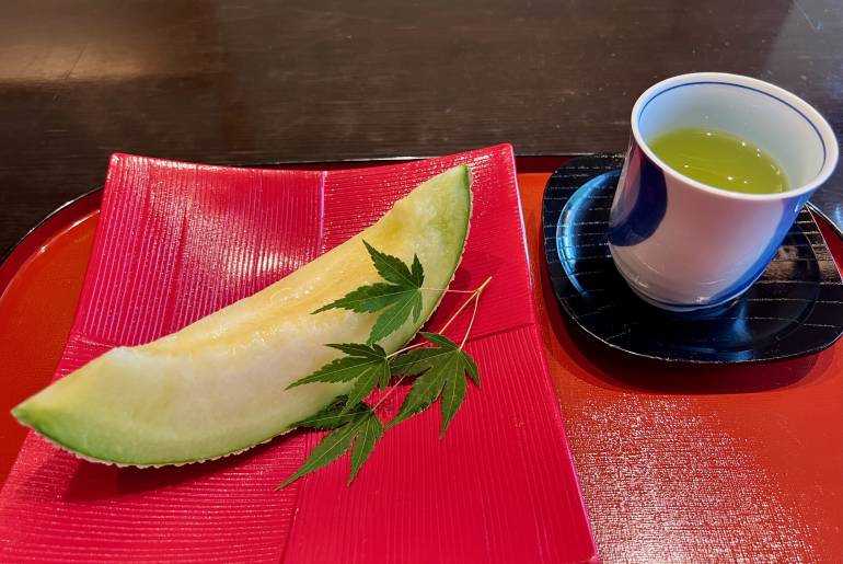 melon slice and green tea