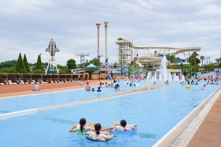 yomiuriland pool 2025